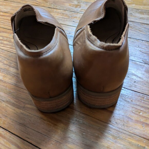 Clarks Netley Bright Tan Leather Slip On Shoes Women's Size 6 - Picture 7 of 8